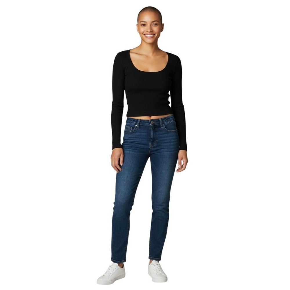 Brandy Melville John Galt Black‎ Ribbed Long Sleeve Scoop Neck Crop Top One Size